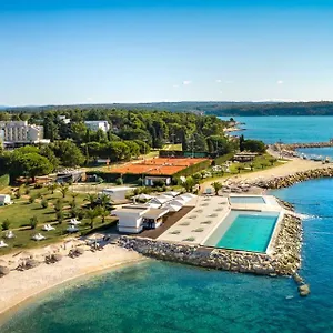 https://hotel-maestral.in-istria.net