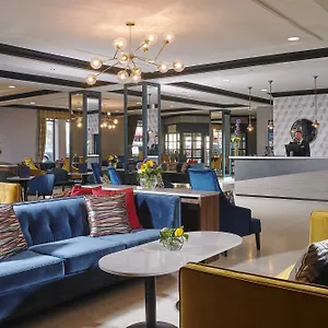 https://camden-court.dublin-hotelsweb.com